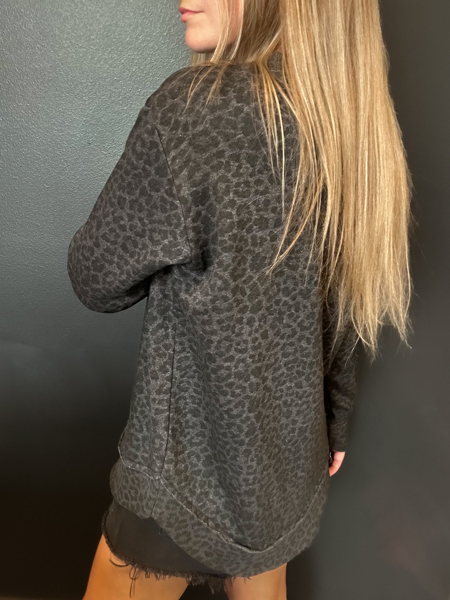 Pioneers Black Leopard Women's Crewneck Sweatshirt