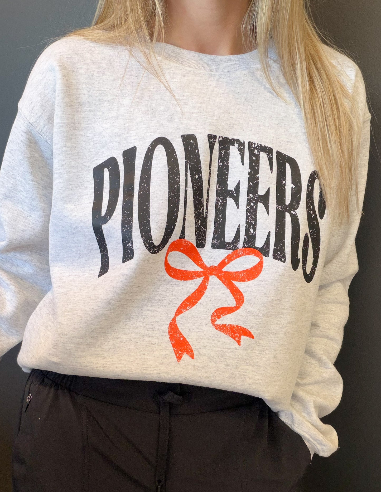 Pioneers Bow Sweatshirt
