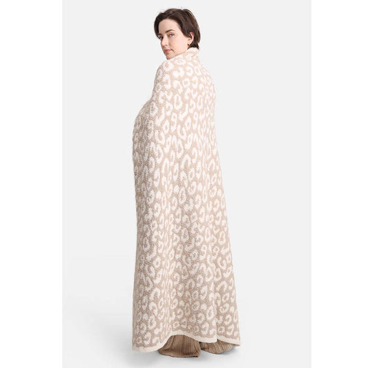 Leopard Patterned Reversible Throw Blanket
: Beige