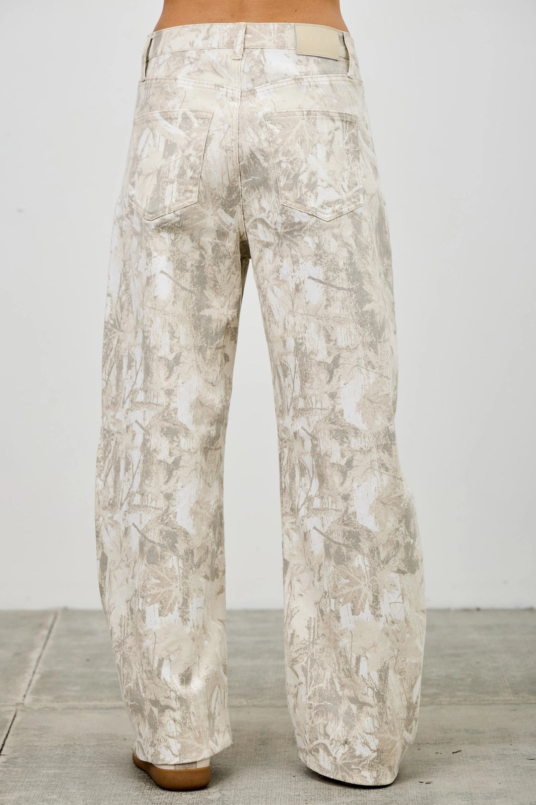 Mid Rise Camo Barrel Leg Jeans