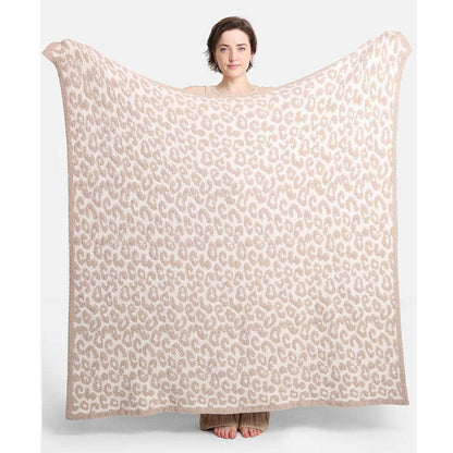 Leopard Patterned Reversible Throw Blanket
: Beige