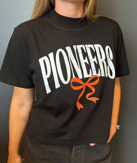 Pioneers Bow Women's Boxy T-Shirt