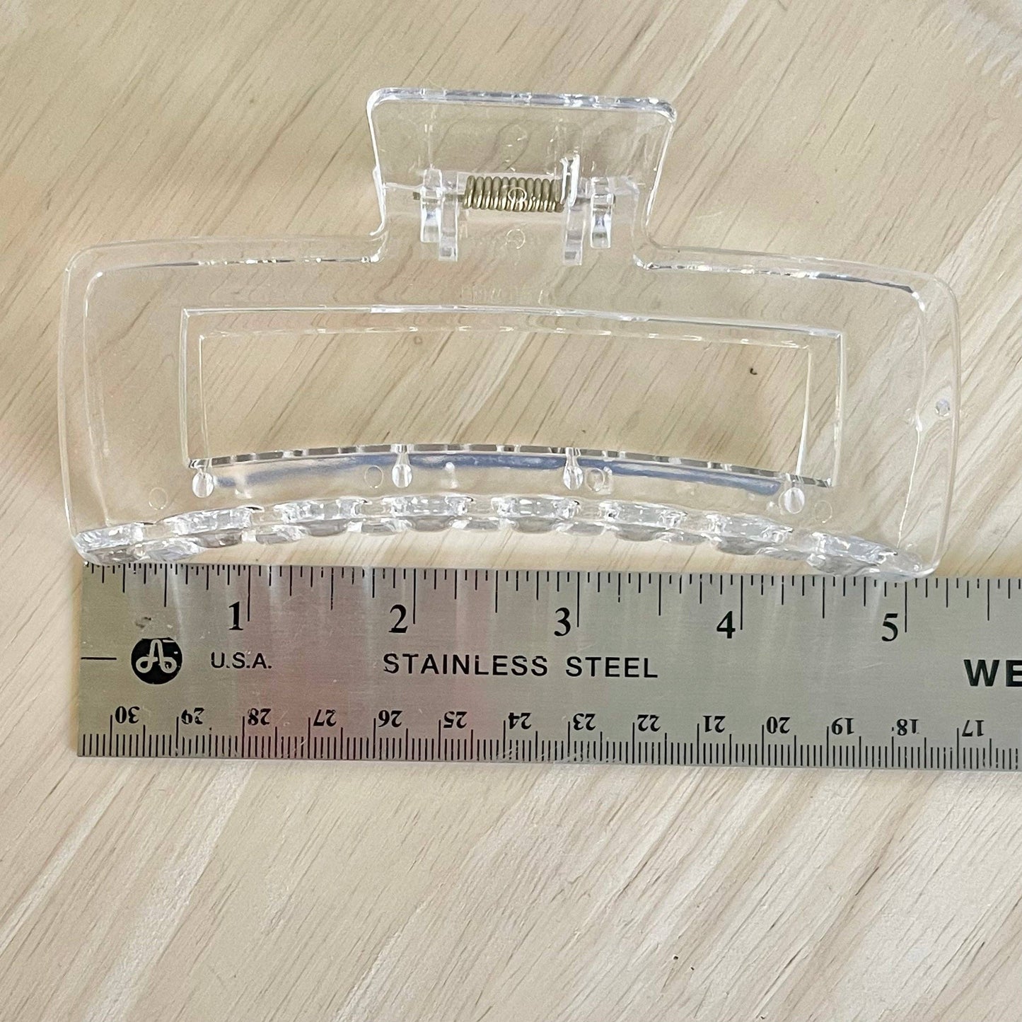 Jumbo Claw Clip - Clear